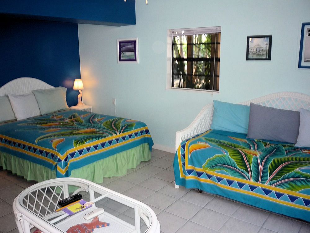 White Sands Inn Marathon Bagian luar foto