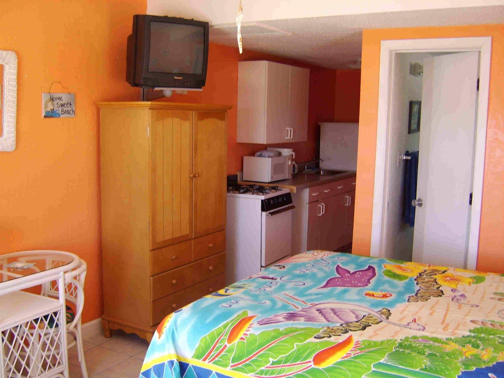 White Sands Inn Marathon Bagian luar foto